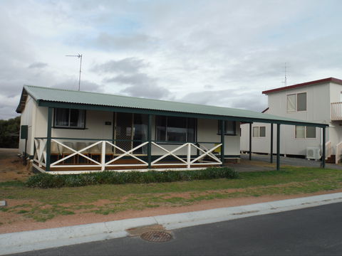 Beach Escape - Accommodation Whitsundays 0