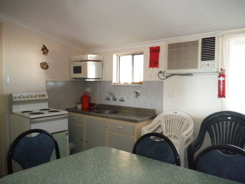 Beach Escape - Accommodation Whitsundays 2