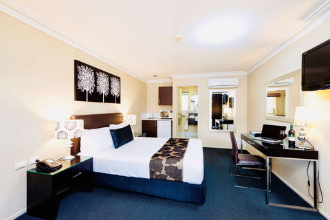 Best Western PLUS Ambassador On Ruthven - Accommodation Whitsundays 0