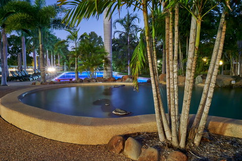 Big4 Aussie Outback Oasis Holiday Park - Accommodation Whitsundays 1