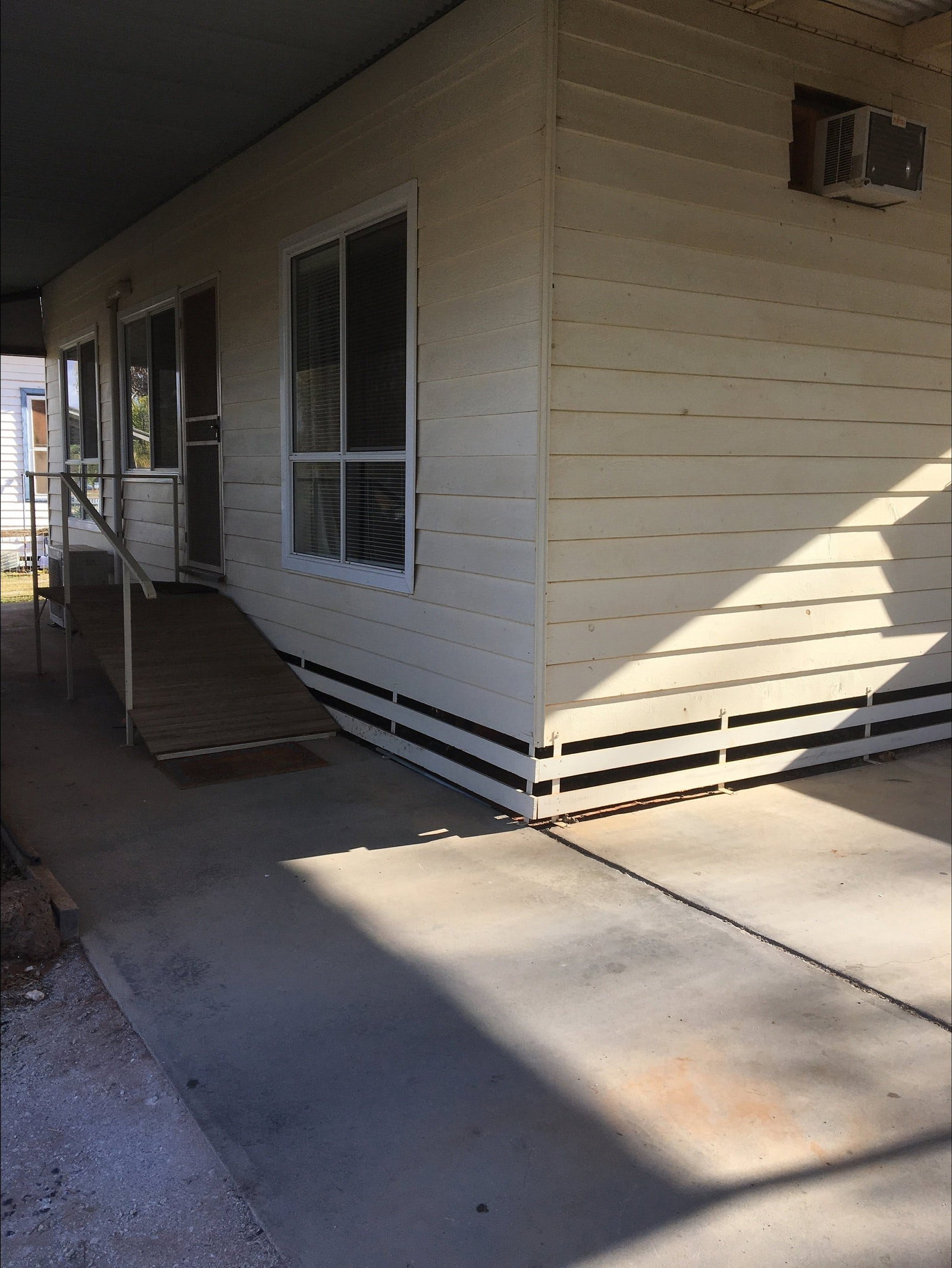 Balranald NSW Accommodation Whitsundays