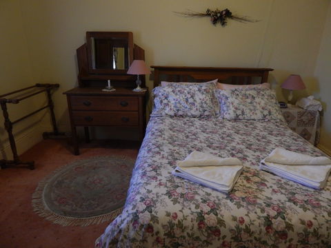 Croll Cottage - Accommodation Whitsundays 2