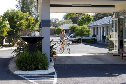 Gale Street Motel & Villas - Accommodation Whitsundays 0