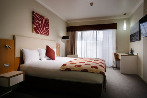 Grand Hotel And Apartments Townsville - Accommodation Whitsundays 2