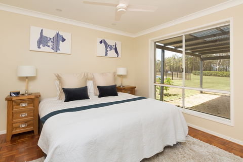 Hillcrest House - Accommodation Whitsundays 2