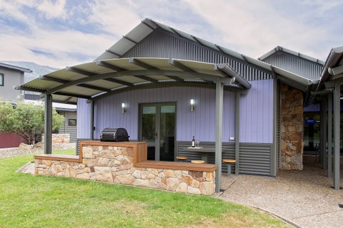 Kickenback Studio - Accommodation Whitsundays 0