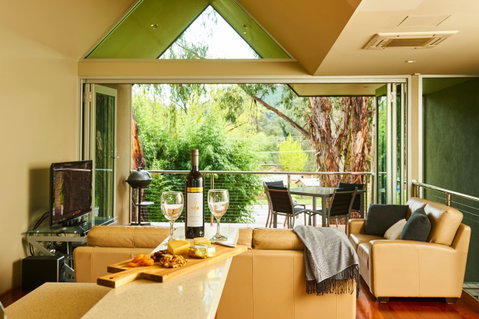 No. 6 Luxury Private Haven - Accommodation Whitsundays 1