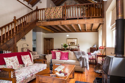 Roscrow Bed And Breakfast - Accommodation Whitsundays 2