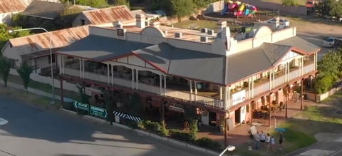 Royal Hotel Adelong - Accommodation Whitsundays 0