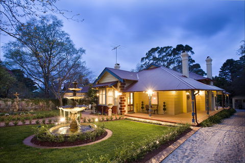 Varenna - Luxury Leura Accommodation - Accommodation Whitsundays 0