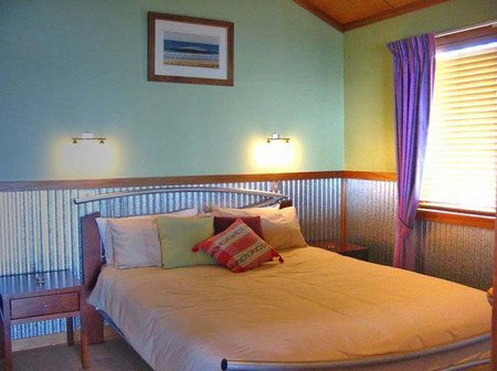 Dolphins Point Tourist Park - Accommodation Whitsundays 2