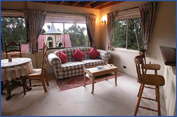 A Camelot Tower And Penthouse - Accommodation Whitsundays 4