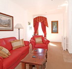 Crest Castle Bed and Breakfast - Accommodation Whitsundays