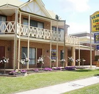 Victoria Lake Holiday Park - Accommodation Whitsundays