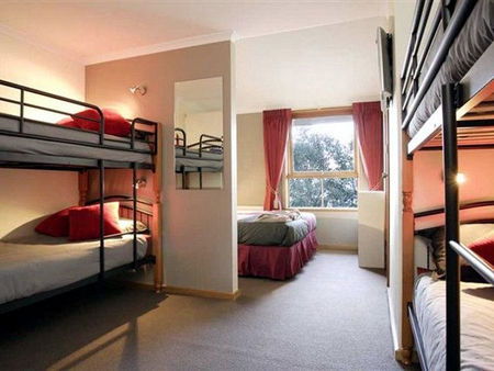 Cooroona Alpine Lodge - Accommodation Whitsundays 3