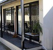 Courtside Cottage Bed and Breakfast - Accommodation Whitsundays