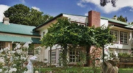 Forest Edge Country House - Accommodation Whitsundays 1