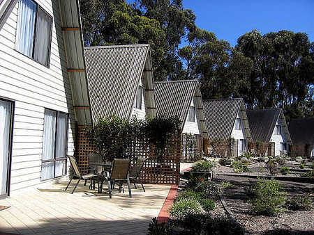 A Line Holiday Village - Accommodation Whitsundays 1