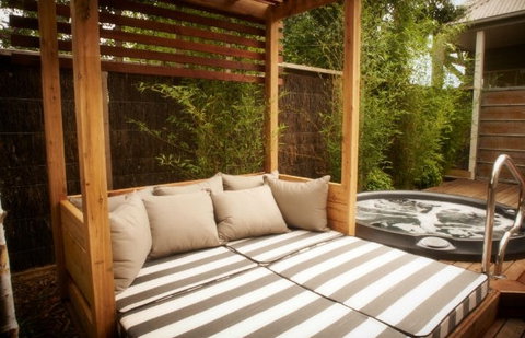 Lake House - Accommodation Whitsundays 0