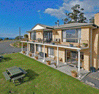 Bichenos Ocean View Retreat - Accommodation Whitsundays