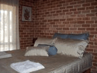 Lakeside Lodge Baldivis - Accommodation Whitsundays 0