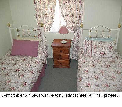 Glen Eden Cottages - Accommodation Whitsundays 0