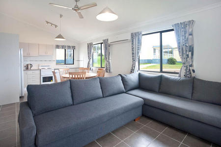 Surfbeach Holiday Park - Accommodation Whitsundays 1