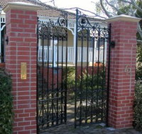 Gates Cottage Bed  Breakfast - Accommodation Whitsundays