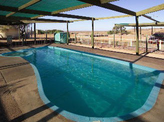 White Cliffs Motel - Accommodation Whitsundays 0