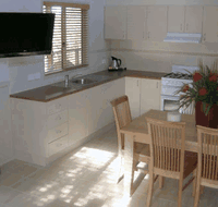 Lakesea Caravan Park - Accommodation Whitsundays