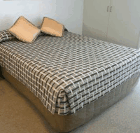 Summer East Serviced Apartments - Accommodation Whitsundays