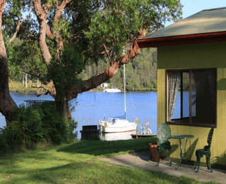 Riverbend Cottage - Accommodation Whitsundays 3