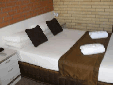 Bondi Motel - Accommodation Whitsundays 3