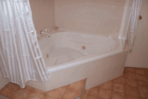 Burke & Wills Motor Inn - Accommodation Whitsundays 0
