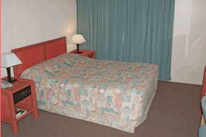 Burke & Wills Motor Inn - Accommodation Whitsundays 1