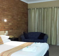 AA Hilldrop Motor Inn - Accommodation Whitsundays