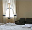 Roches Family Hotel - Accommodation Whitsundays