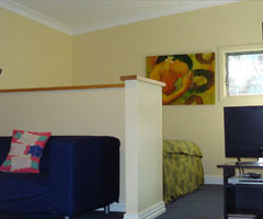 Artist Studio Cottage - Accommodation Whitsundays 1