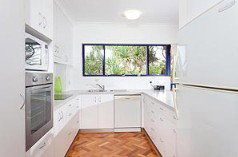 A Bay Breeze - Accommodation Whitsundays 2