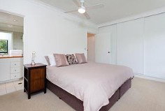 A Bay Breeze - Accommodation Whitsundays 4