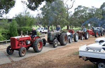 Hugh Manning Tractor  Machinery Museum - Accommodation Whitsundays