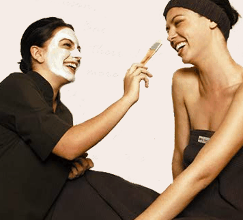 Ella Bache - Queen Street - Accommodation Whitsundays 0