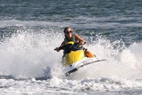 Extreme Jet Ski Hire - Accommodation Whitsundays 0