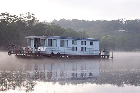 Clyde River Houseboats - Accommodation Whitsundays 1