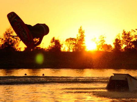 Bonney's WA Water Ski Park - Accommodation Whitsundays 0