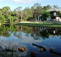 Lake House Gallery - Accommodation Whitsundays
