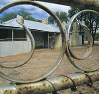 Youndegin - Accommodation Whitsundays