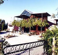 The Terrace Gallery at Patly Hill Farm - Accommodation Whitsundays