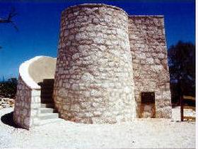 Beacon Hill Lookout - Accommodation Whitsundays 0