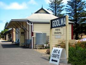 Goolwa Community Arts And Crafts Shop - Accommodation Whitsundays 0